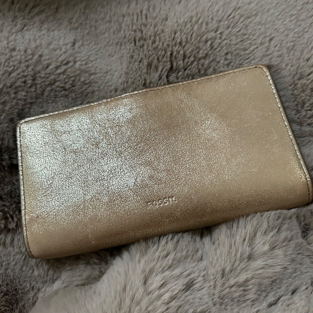 Fossil Wallet - Picture 2 of 6